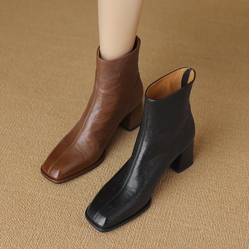 Női bőrből készült bokacsizma, francia retró stílus, négyszögletes orr, alacsony szár, középmagas sarok 3–5 cm, belső talp marhabőrből