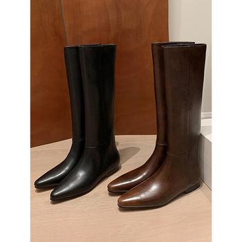 Cizma până la genunchi din piele naturală cu creștere internă a înălțimii, vârf ascuțit, toc 3-5 cm