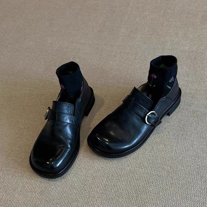 Ženske loaferice – okrugli vrh, koža teleće, niski đon 1–3 cm, gumeni đon, EVA ulošak