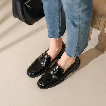 Loafers dama din piele naturală de porc, fără șireturi, vârf rotund, toc tip wedgie 4-6 cm