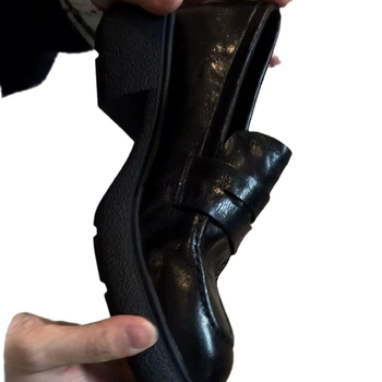 Loaferi femei din piele de vită cu două straturi, vârf rotund, toc mediu 3–5 cm, talpă din cauciuc, branț din piele naturală