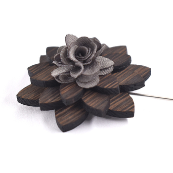 Broșă din lemn - stil retro masculin, design floral, decorativ, personalizabil