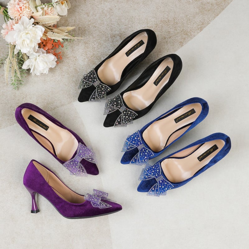 Pantofi dama din nubuk, vârf ascuțit, fundă cu strasuri, toc înalt 6–8 cm, confortabili pentru birou