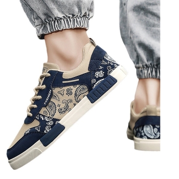 Sneakers bărbați | parte superioară din canvas, vârf rotund, închidere cu șireturi, talpă turnată prin injecție, model graffiti