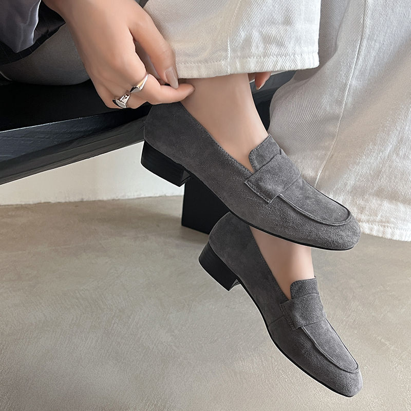 Pantofi Mary Jane din piele de vită — vârf rotund, toc mediu 3-6 cm, toc robust, deschidere medie 7-11 cm