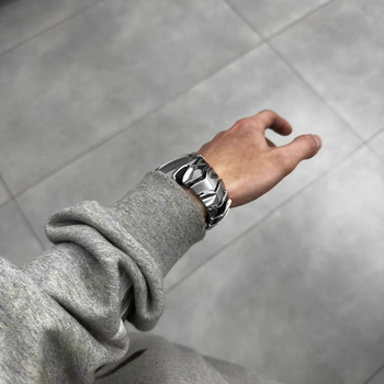 Ceas cu cuarț — Afișaj analog — Cadran rotund — Afișaj lunar — Carcasă din aliaj