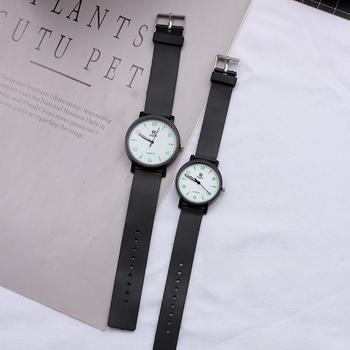 Ceas cu cuarț luminos pentru elevi, carcasă din plastic, curea PVC, cataramă cu știft