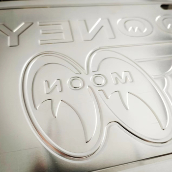 Mooneyes Big-Eyed Retro JDM plăcuță de înmatriculare, placă decorativă din aliaj de aluminiu pentru mașini și motociclete, compatibilă cu modelele JDM și ALL