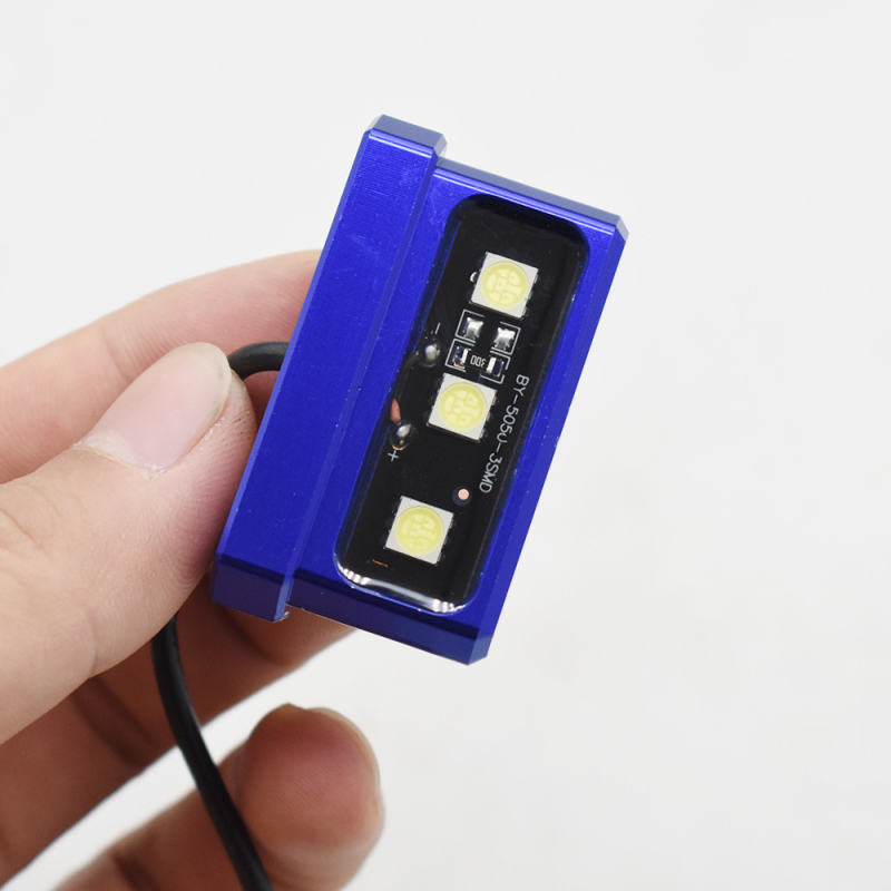 Reģistrācijas numura rāmja gaisma elektriskajam motociklam – ūdensizturīgs alumīnija sakausējums, universāla uzstādīšana, saderīgs ar Monkey un MSX125, pielāgojama