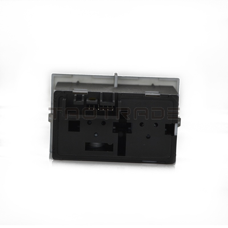 Elektrisks miglas un galveno gaismu slēdzis Chevrolet priekšā — Modelis 15143597, 12V, Zīmols HETW