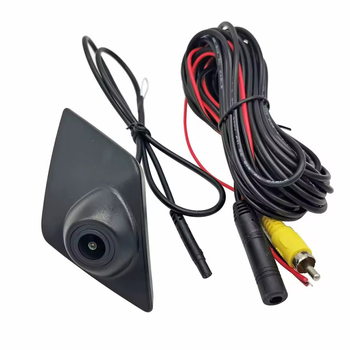 Prednja kamera za Renault Megane II, Clio IV, RS Master III, Kadjar — rezolucija 480p/720p/1080p, kut 170°, video signal CVBS/AHD, napajanje 12V, model D1-8156