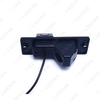 Zadnja kamera za Mitsubishi Pajero/Junge - HD kamera, 12V, 170° kut gledanja, 640x480 rezolucija, IP67/IP68 vodootpornost, objektiv od 100% stakla