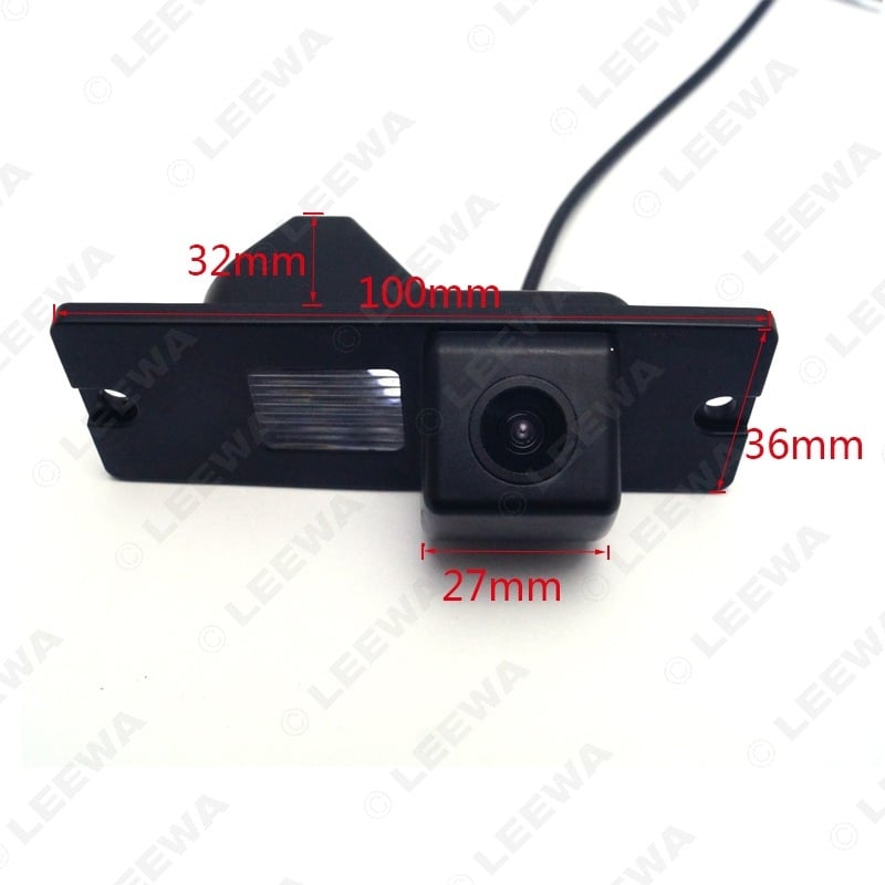 Zadnja kamera za Mitsubishi Pajero/Junge - HD kamera, 12V, 170° kut gledanja, 640x480 rezolucija, IP67/IP68 vodootpornost, objektiv od 100% stakla
