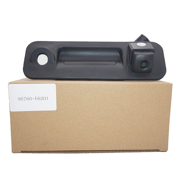 Leoda stražnja kamera za Hyundai i30, 12V, 170° kut gledanja, 480x600 rezolucija, težina 40 g, modeli 95760-E6201 / 95760-C2101