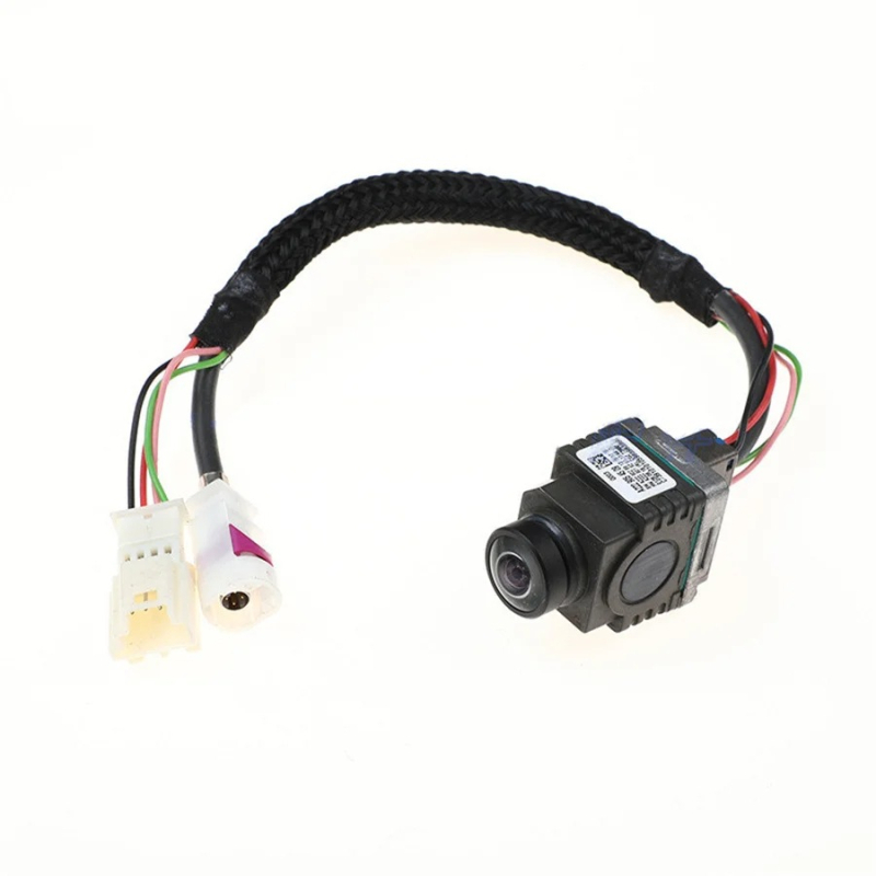 Mercedes-Benz stražnja kamera za vožnju unatrag – 12V, 480x600, Rotacija, 6W, 80 g