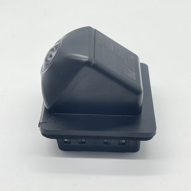704000514AA Stražnja panoramska kamera za Chery EU Da5, 12V, rezolucija 480x600, 6W, rotirajući kut