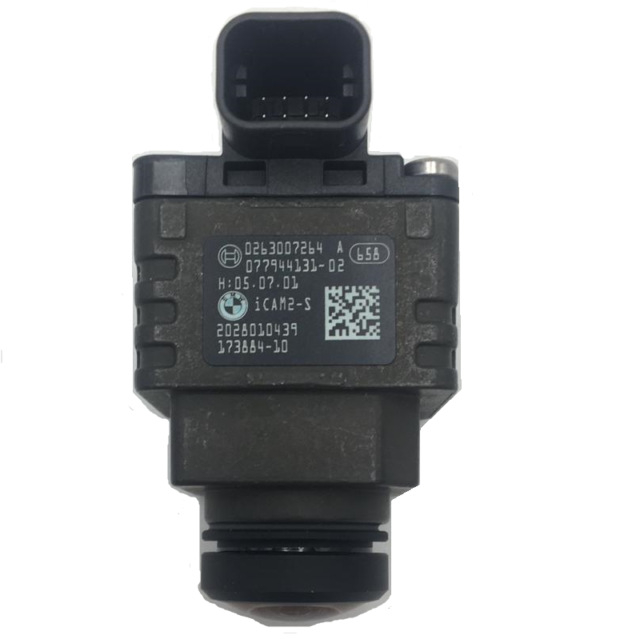 Cameră BMW 360° surround view – 12V, rezoluție 480×600, putere 6W, unghi reglabil, greutate 80 g, modelele 66539495742 66537944131 66535A0F6D7