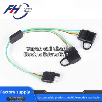 4-vedių automobilio laidų rinkinys su 1-2 jungtimis apšvietimo maitinimui