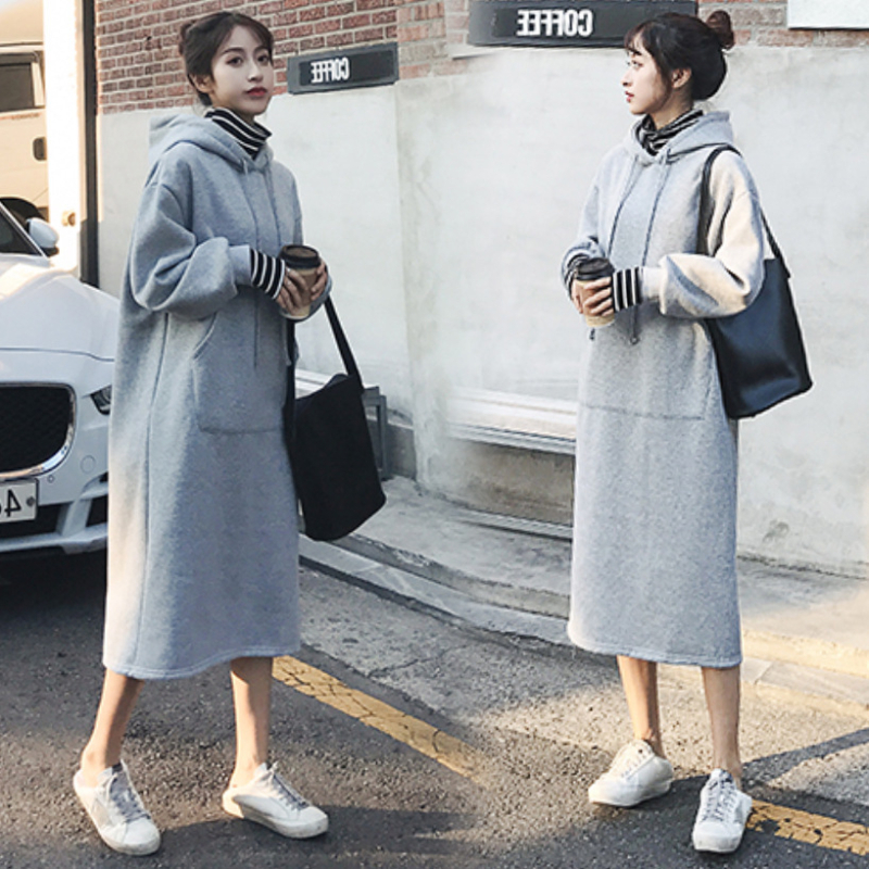 Суитшърт за бременни с кръгло деколте, дълги ръкави, средна дължина, 95% памук