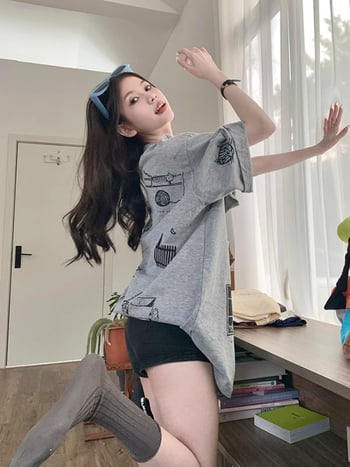 Pamut rövid ujjú póló anime mintával, kerek nyakú