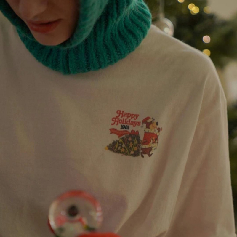 Bavlnené tričko s kruhovým výstrihom, krátke rukávy, potlač stromčeka, voľný strih