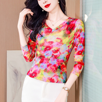 Garām piedurknēm režģa tops ar drukas rakstu, V-veida kakls, šaurs siluets, japāņu/korejiešu brīvā laika stils