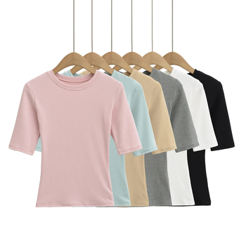 Slim-fit bavlnené tričko s okrúhlym výstrihom, krátke rukávy, zmes bavlny a elastanu (80–90% bavlna, <30% elastan) – Leto 2025