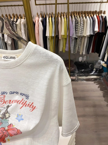 T-shirt s printsom medvjeda u korejskom stilu, okrugli izrez, kratki rukavi, pamuk-poliester smjesa, opušteni kroj, ljeto 2025