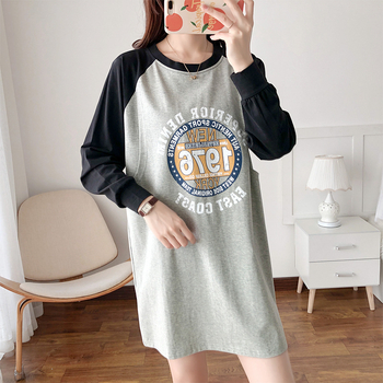 Žindymo topas, 95% medvilnė, apvalus kaklo iškirpimas, ilgos rankovės, žindymo anga, megztinio stiliaus