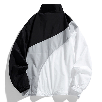 Kapucnis széldzseki UV-védelem, vékony anyagú, laza szabás, színblokkal díszített dizájn, poliészter