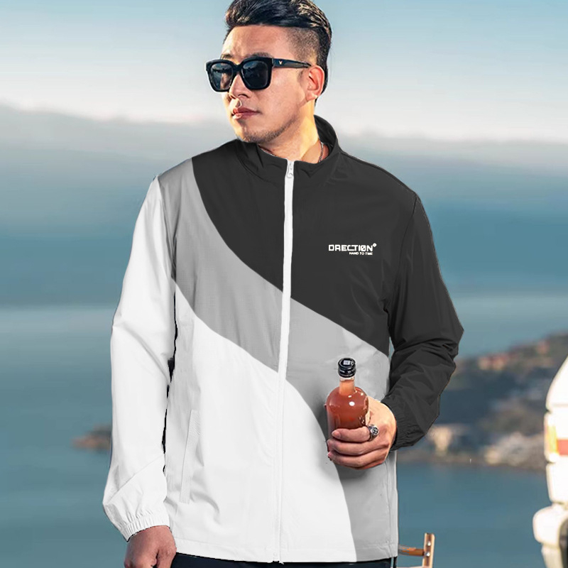 Kapucnis széldzseki UV-védelem, vékony anyagú, laza szabás, színblokkal díszített dizájn, poliészter