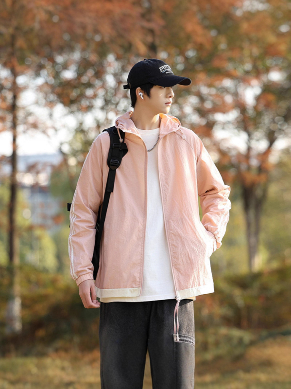 Nylon anyagú kapucnis kabát UV-védelemmel, lazított szabású, cipzár