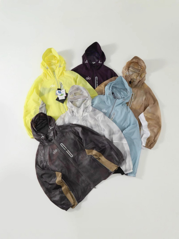 Vékony nylon anyagú kültéri napsütésvédő dzseki, laza szabás, cipzár, kreatív nyomás, beépített zseb