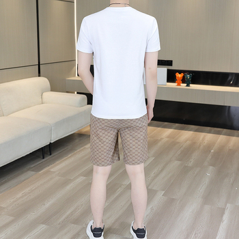 Ανδρικό πλεκτό σετ σε χαλαρή γραμμή με τοπ με κοντά μανίκια και σορτς, πολυεστέρας