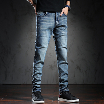 Jeansi bărbați cu croială dreaptă, talie medie, țesătură modală și spălare cu desen manual