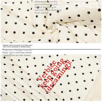 Kelnės tiesaus kirpimo, išorinis audinys nailonas 100%, pamušalas poliesteris 100%, užpildas poliesteris, liemuo vidutinio aukščio