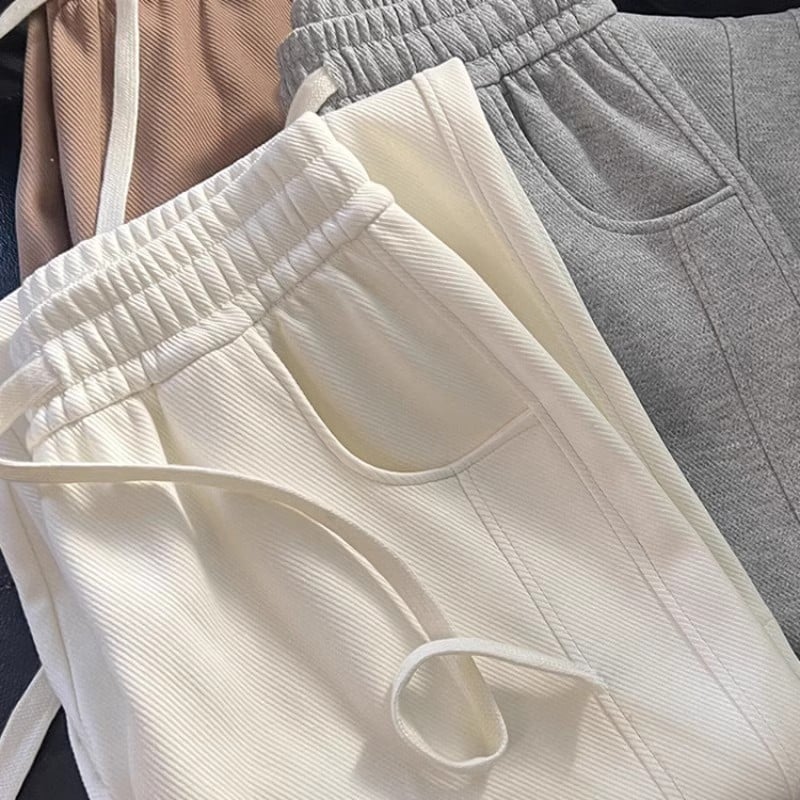 Ženske široke hlače s visokim strukom, ležeran kroj, drapirana silueta, poliester 30–50%