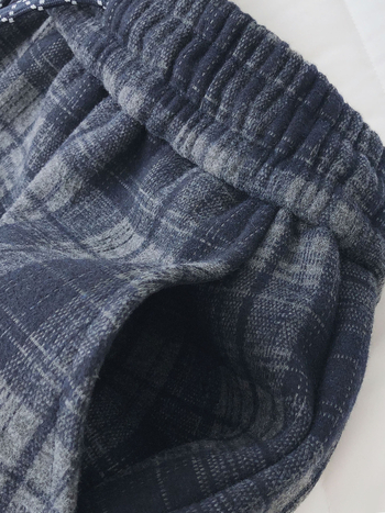 Ženske hlače s flis podstavom, karirani uzorak, široke nogavice, visok pojas, debele