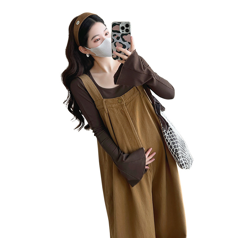 Trudnički hlače kostim, jednobojni, dugi rukavi, poliester-elastan smjesa (70–80% poliester, manje od 30% elastana), proljeće 2025