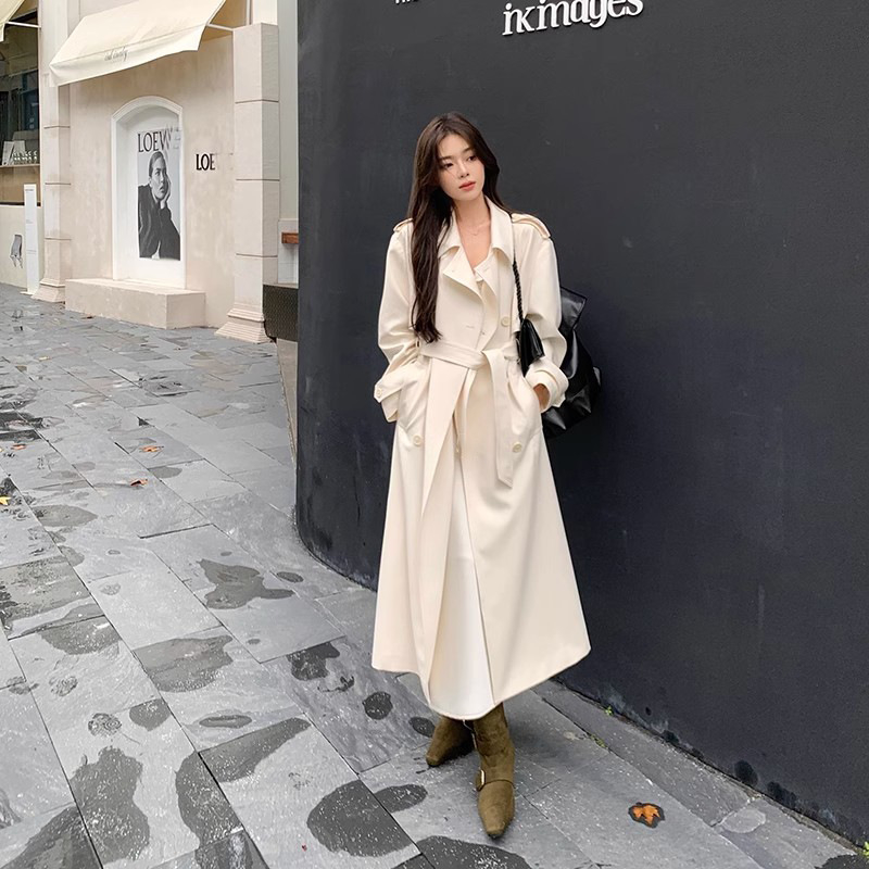 Ženski Off-White trench kaput srednje duljine, 2026 proleće-jesen, britanski stil, elegantan pojas