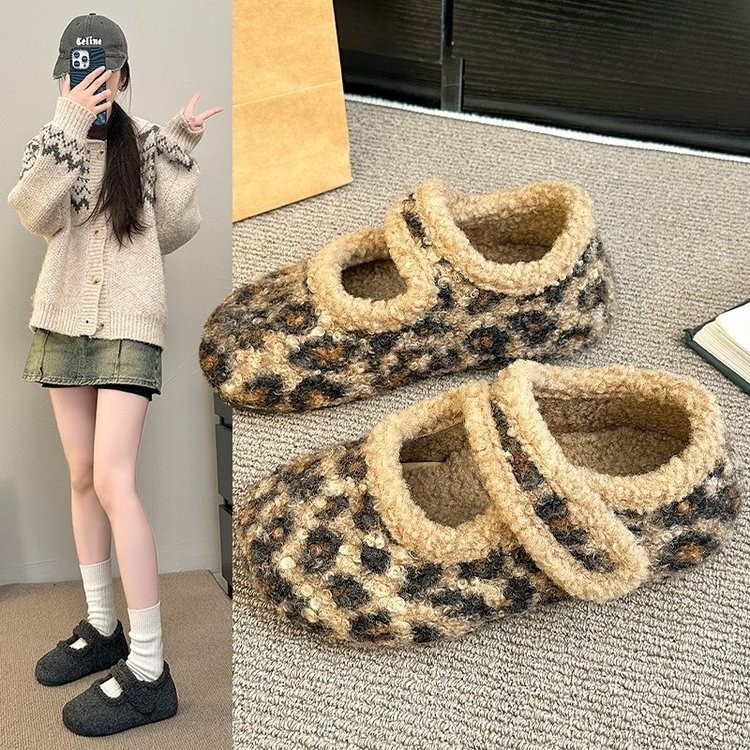 Дамски лофери с кръгъл нос, PU горна част, подплата от изкуствен къс пух, 3–5 см ток, гумена подметка