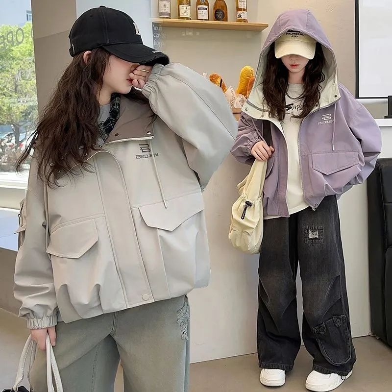 Meiteņu jaka, retro literatūras stils, PVC audums, kapuce, 3/4 garuma piedurknes