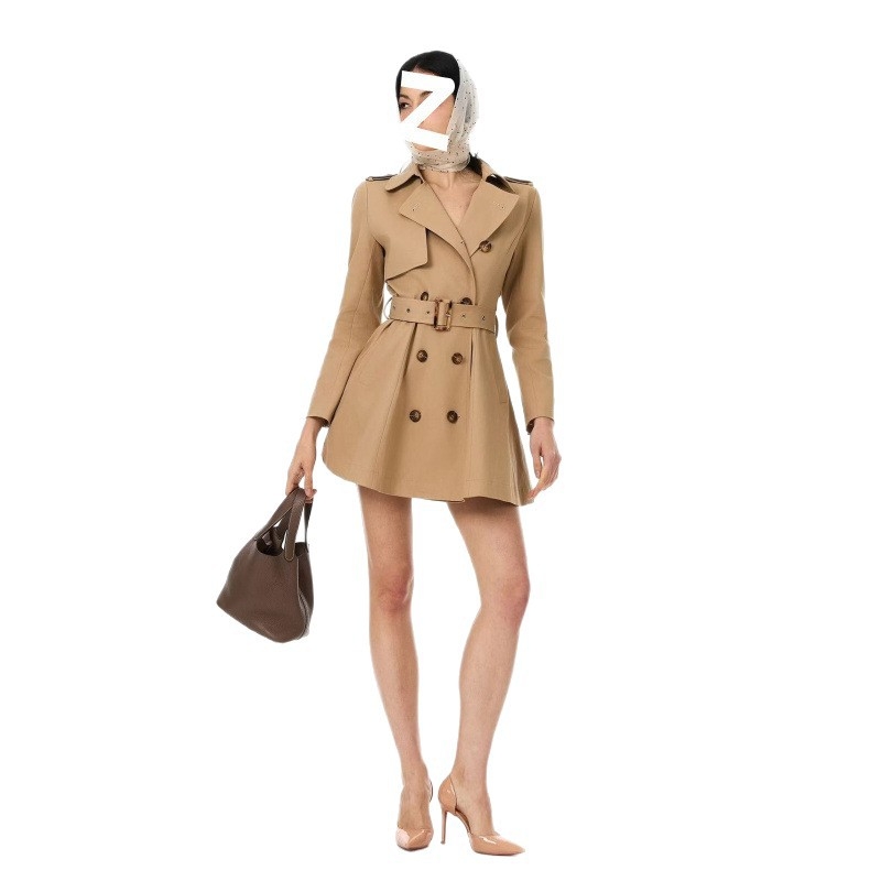 Sieviešu vēja jaka ar šauru siluetu, garas piedurknes, vidēja garuma, kakla apkakle, audums: konopju šķiedras + regenerētā celuloze (>95%), rudens 2025