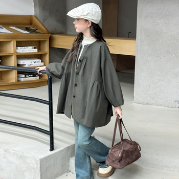 Dječji trench kaput, retro književnog stila, PVC tkanina 70–80%, okrugli izrez, rukavi 3/4