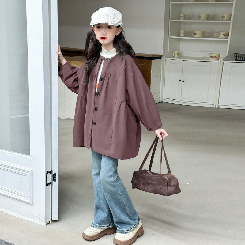 Dječji trench kaput, retro književnog stila, PVC tkanina 70–80%, okrugli izrez, rukavi 3/4