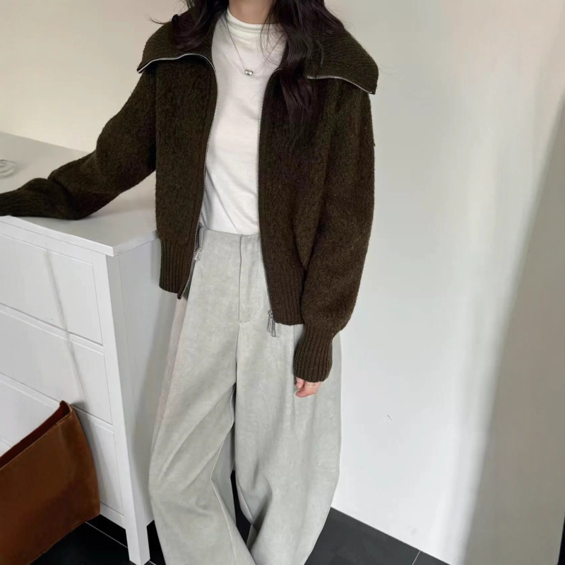 Cardigan tricotat din 100% lână de oaie, textură Loop Yarn, fermoar, guler tip lapel, stil elegant pentru birou