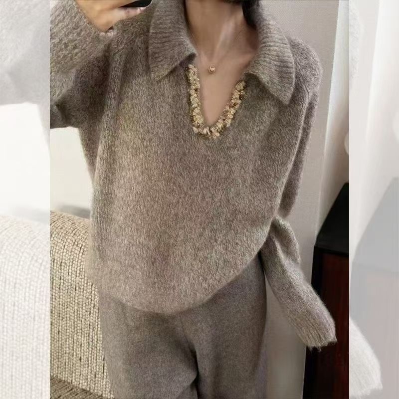 Pulover za dojenje za jesen/zimu s reverom i kapuljom, opuštenog kroja, dugi rukavi, srednja duljina, jednobojan