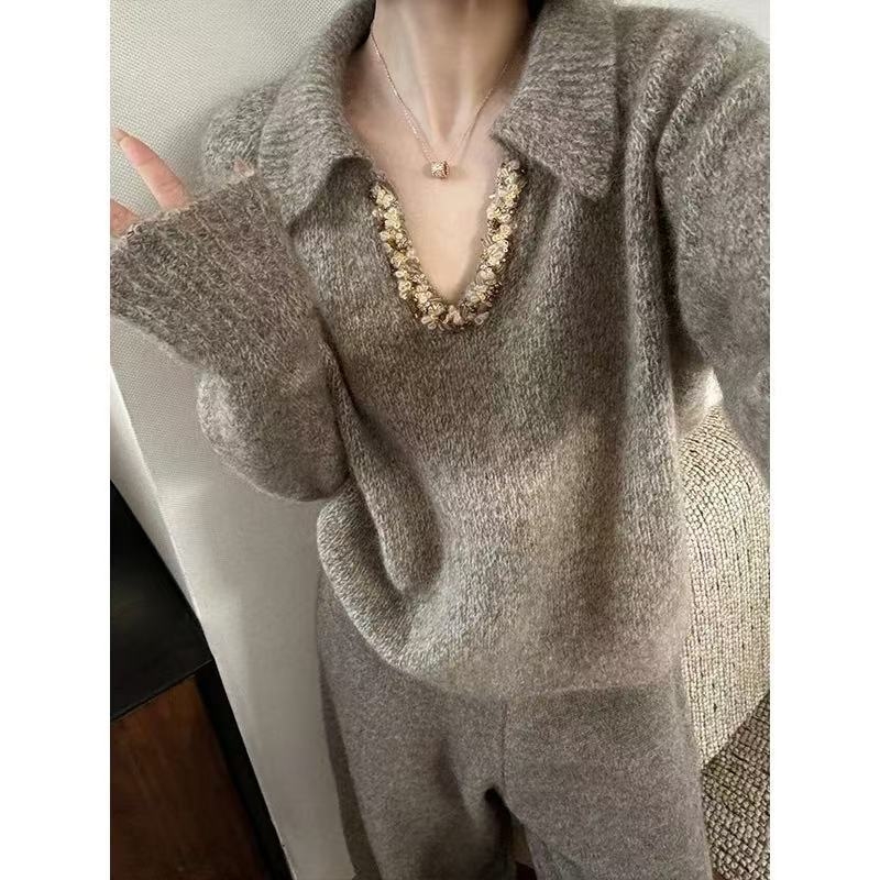 Pulover za dojenje za jesen/zimu s reverom i kapuljom, opuštenog kroja, dugi rukavi, srednja duljina, jednobojan