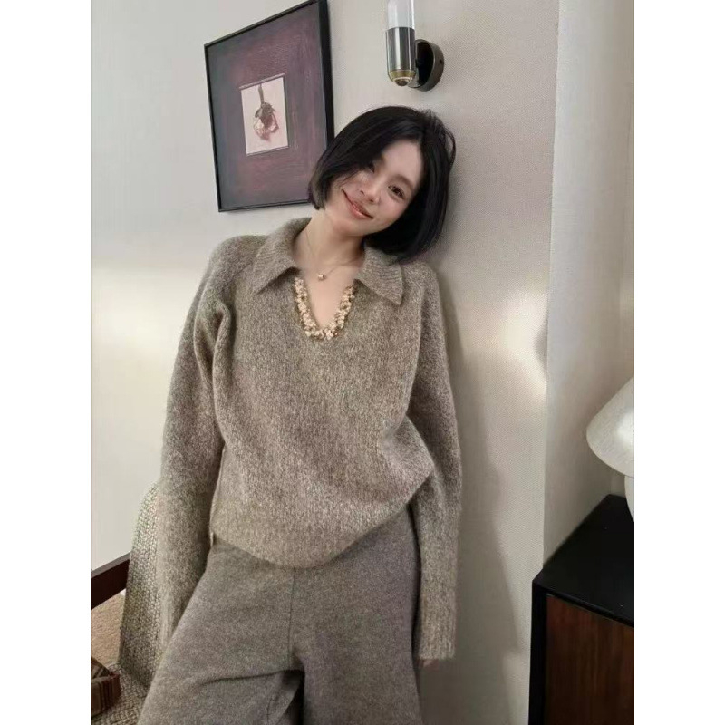 Pulover za dojenje za jesen/zimu s reverom i kapuljom, opuštenog kroja, dugi rukavi, srednja duljina, jednobojan