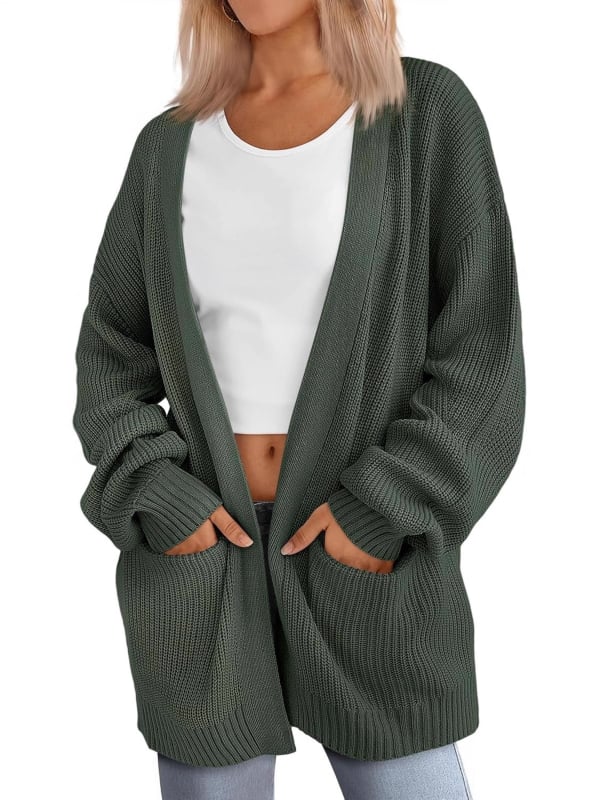 Cardigan din imitație de cașmir, cu poliester și vascoză; stil vedetă, croială lejeră; mâneci lungi; lungime 50–65 cm